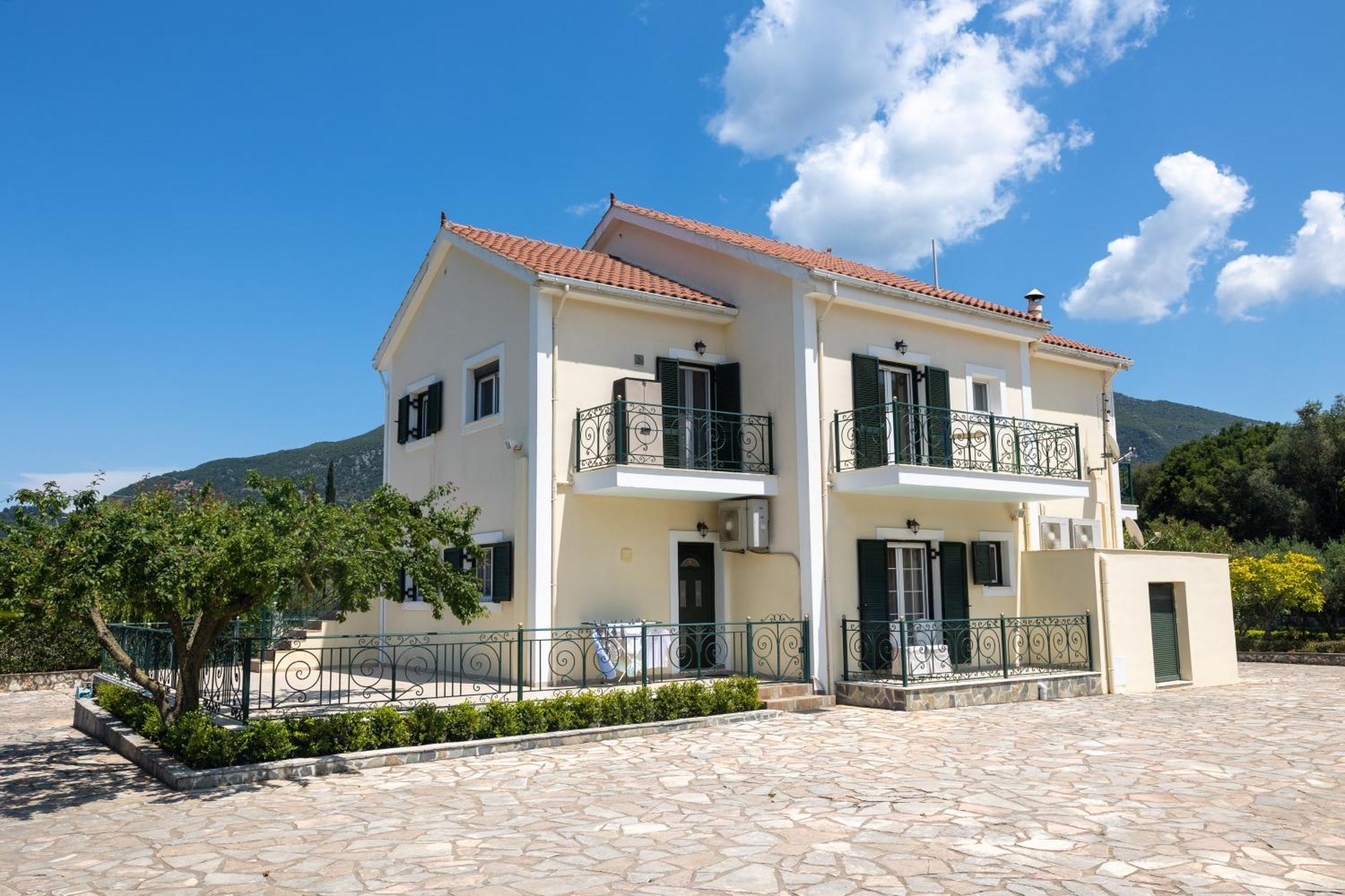 Arte Villa Nefeli Apartment Sami  Ngoại thất bức ảnh